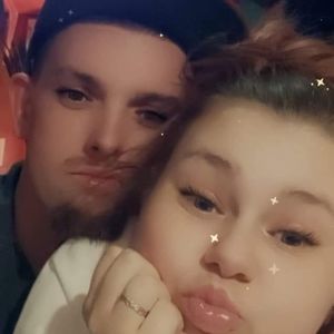 Meet your Posher, Dustin